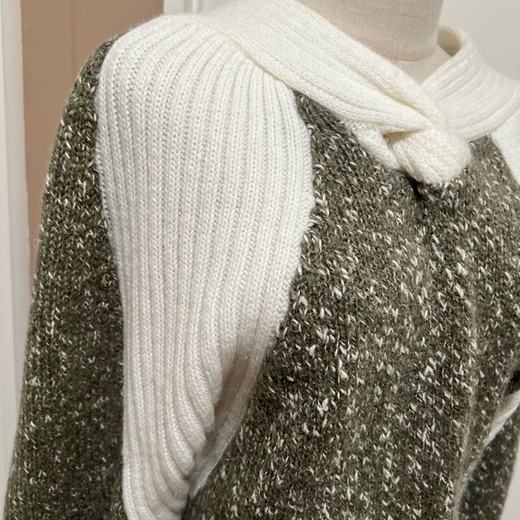 Vintage Cristina's Medium Knit Sweater Wool Blend Long Sleeve - Picture 2 of 7